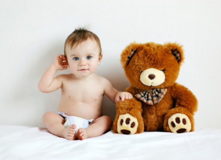 H-427 Bebé y oso peluche